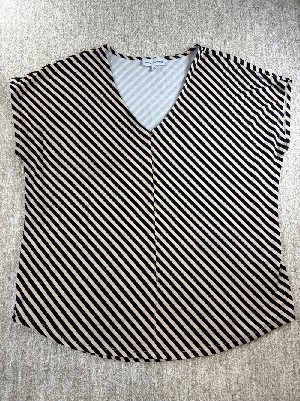 Gibson Latimer Black and Cream Diagonal Stripe V-Neck Top